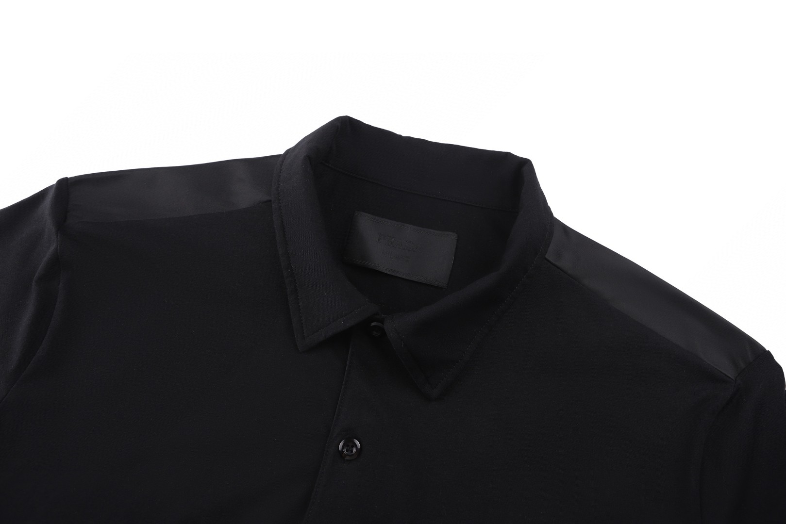 PRADA 普拉达 胸前拉链口袋拼接Polo衫 短袖 T恤 黑色 白色 A0 UJN703-1YED-F0806-S-211