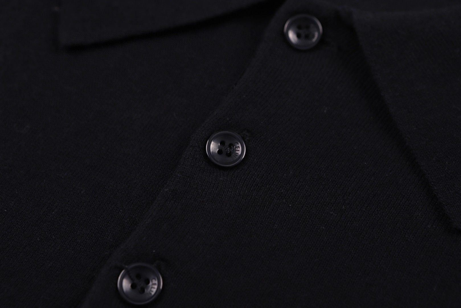 CELINE 赛琳 logo刺绣针织Polo衫 短袖 T恤 灰色 黑色 A5 2ADDT367Y-08GC