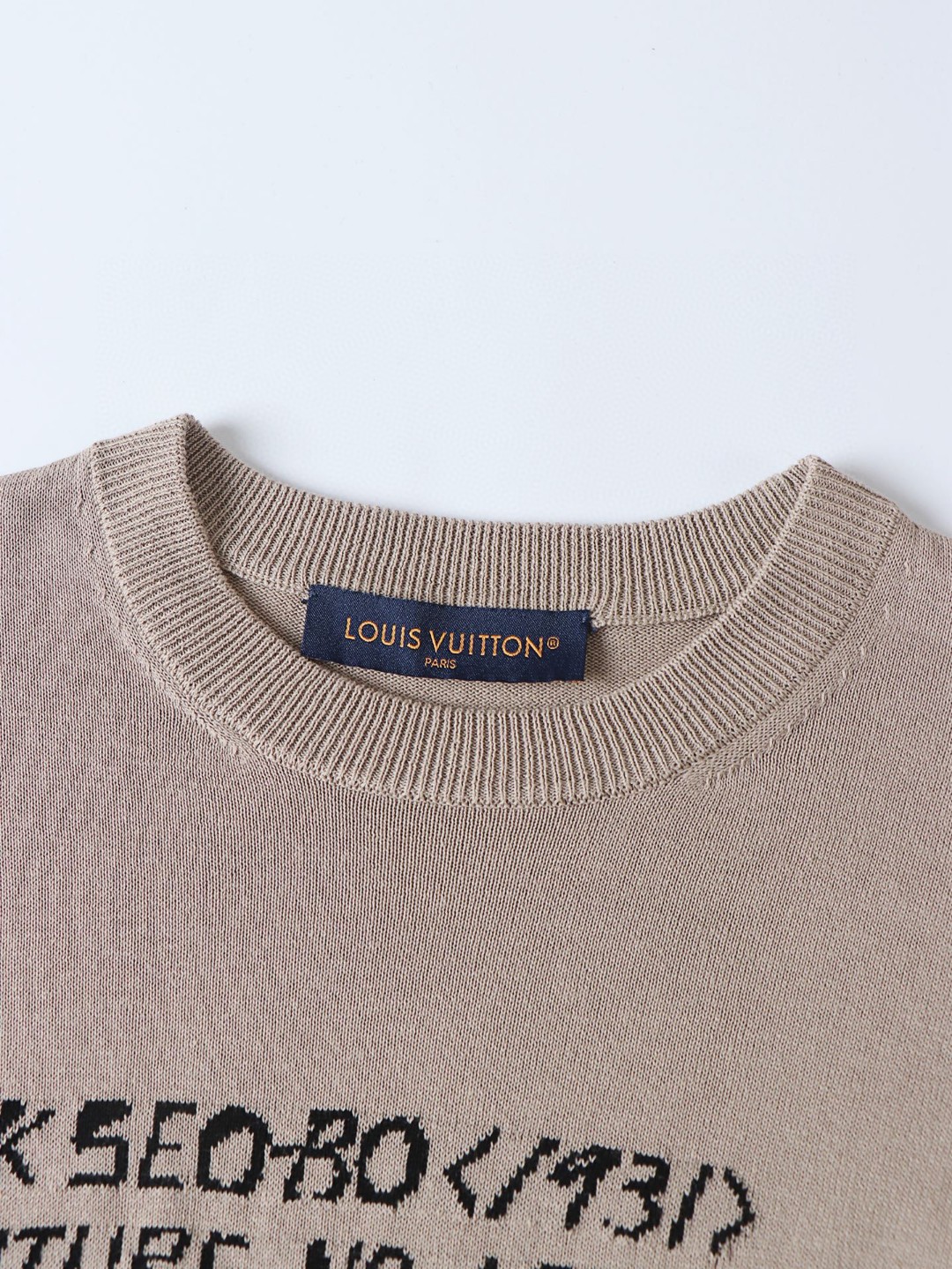 LOUIS VUITTON 提花字母毛织短袖 圆领 T 恤 上衣 夏款 杏色 A5 