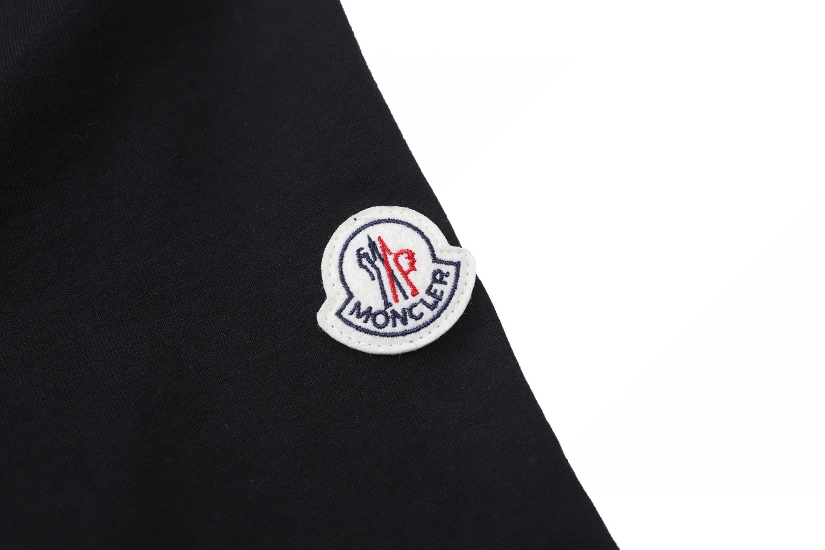 Moncler 蒙口 徽标植绒印花 圆领短袖 T恤 夏季 黑色 A0 K20918C0005789AZ9999