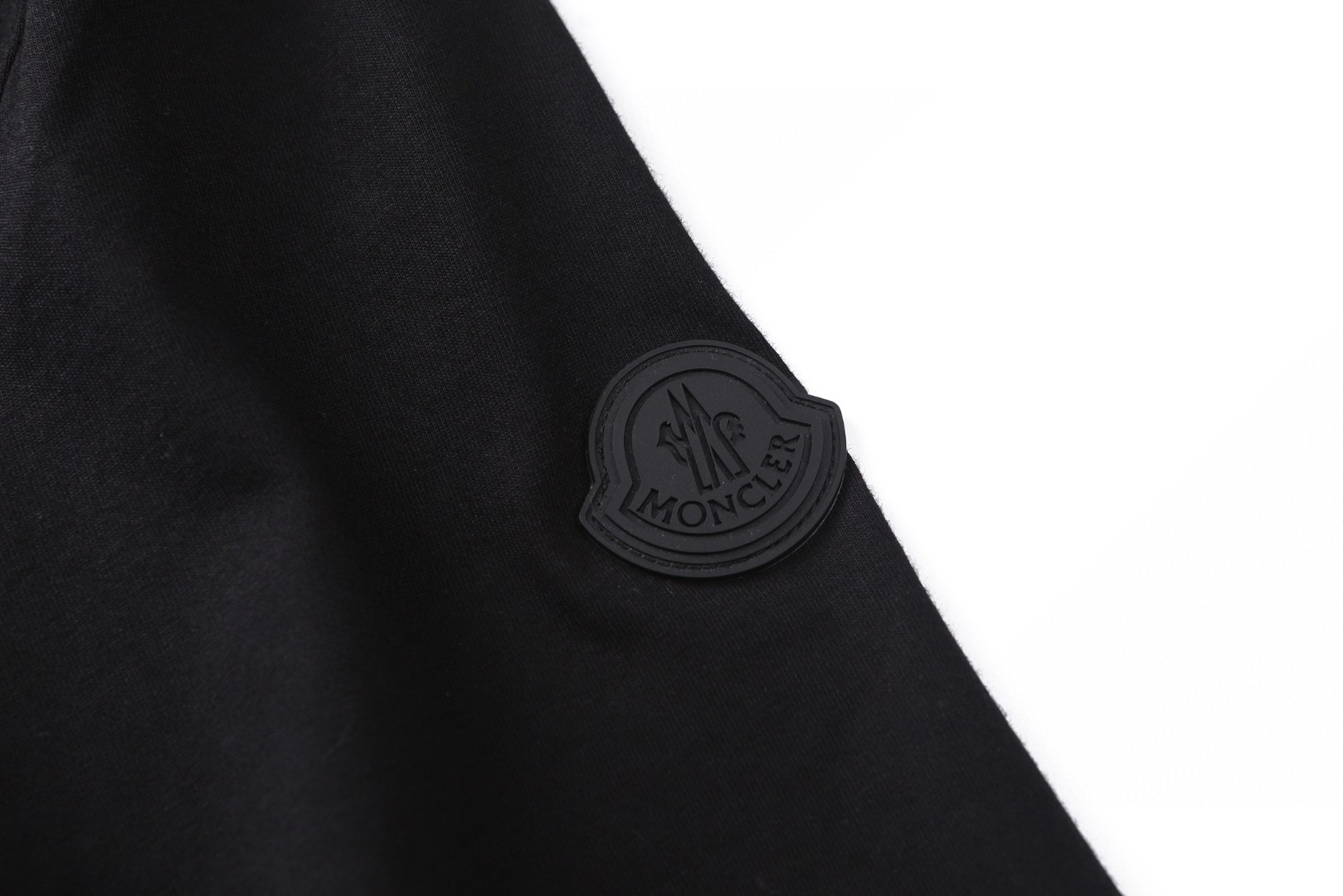 Moncler 蒙口 发泡标识印花 圆领短袖 T恤 夏季 白色 黑色 A0 K10918C00024829H8001