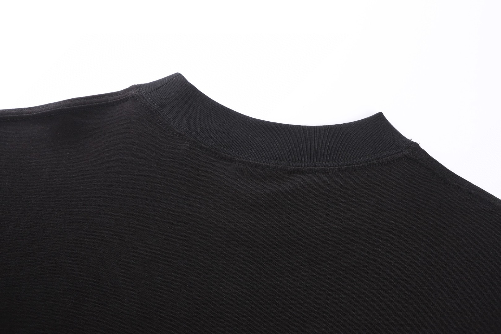 Balenciaga 巴黎世家 草书字母刺绣短袖 T恤 圆领 夏季 灰色 黑色 A0 764235TTVM72569