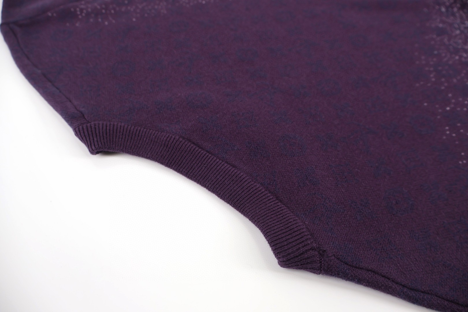 LOUIS VUITTON 路易威登 LV 字母暗纹提花渐变针织衫 短袖 夏季 T恤 紫色 A5 1AJTV8