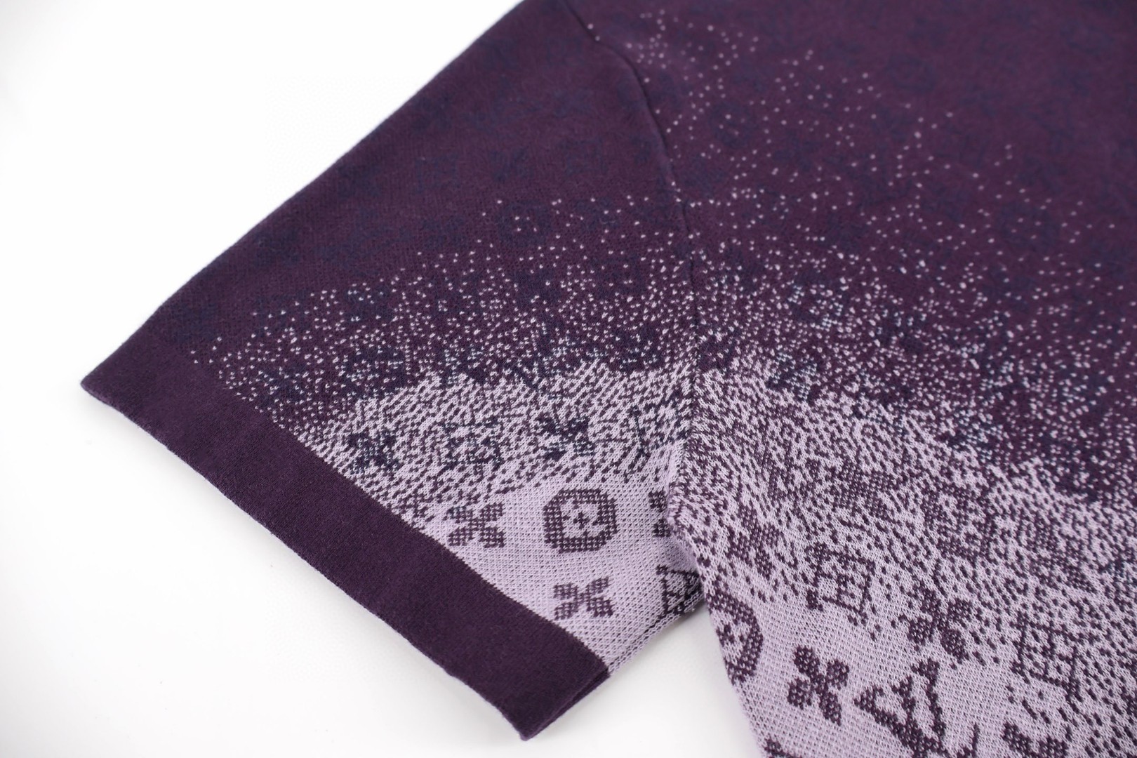 LOUIS VUITTON 路易威登 LV 字母暗纹提花渐变针织衫 短袖 夏季 T恤 紫色 A5 1AJTV8