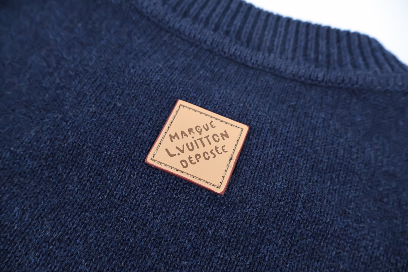 LOUIS VUITTON 路易威登 首尔限定 小狗嵌花针织毛衣 针织衫 外套 蓝色 B0 1AJCSG