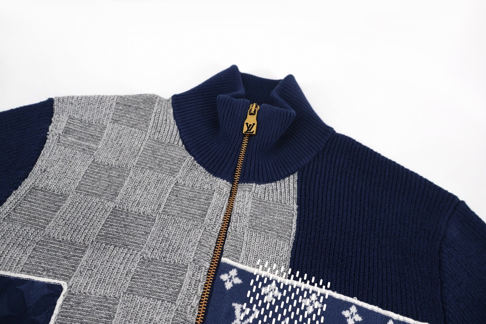LOUIS VUITTON 路易威登 Nigo联名款 拼接拉链立领针织毛衣 外套 夹克 蓝色 C0 1AIMAA