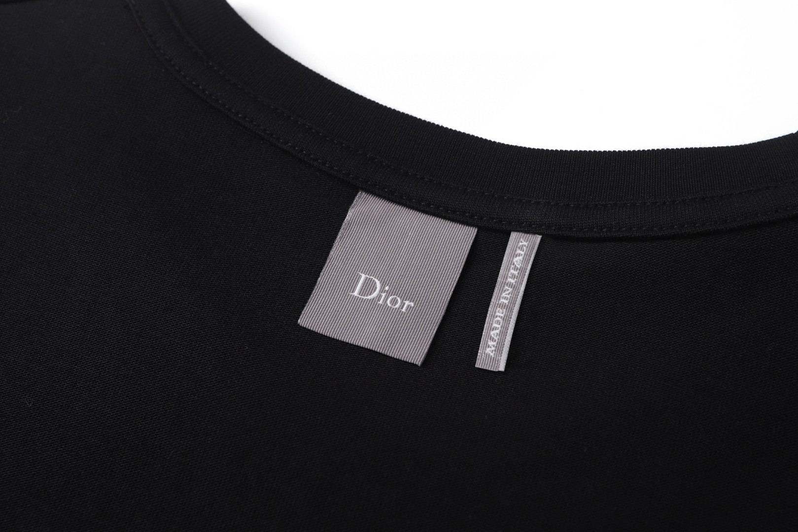 DIOR 迪奥 四叶草刺绣图案短袖 T恤 夏季 白色 黑色 A0 683J615A3036-C086