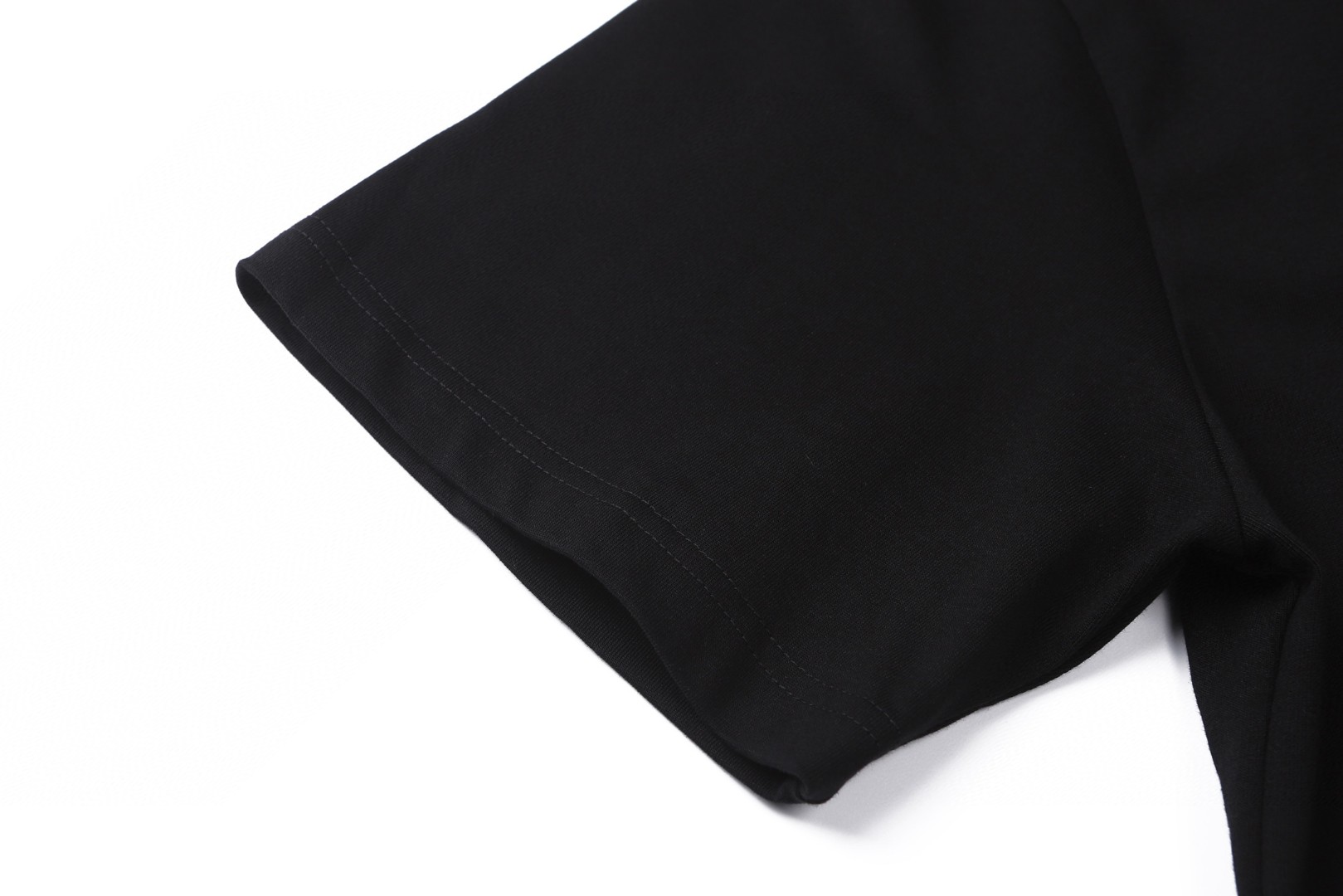 GUCCI 古驰 胶浆印花短袖 圆领 T恤 夏季 白色 A0 837959-XJHM3-9750