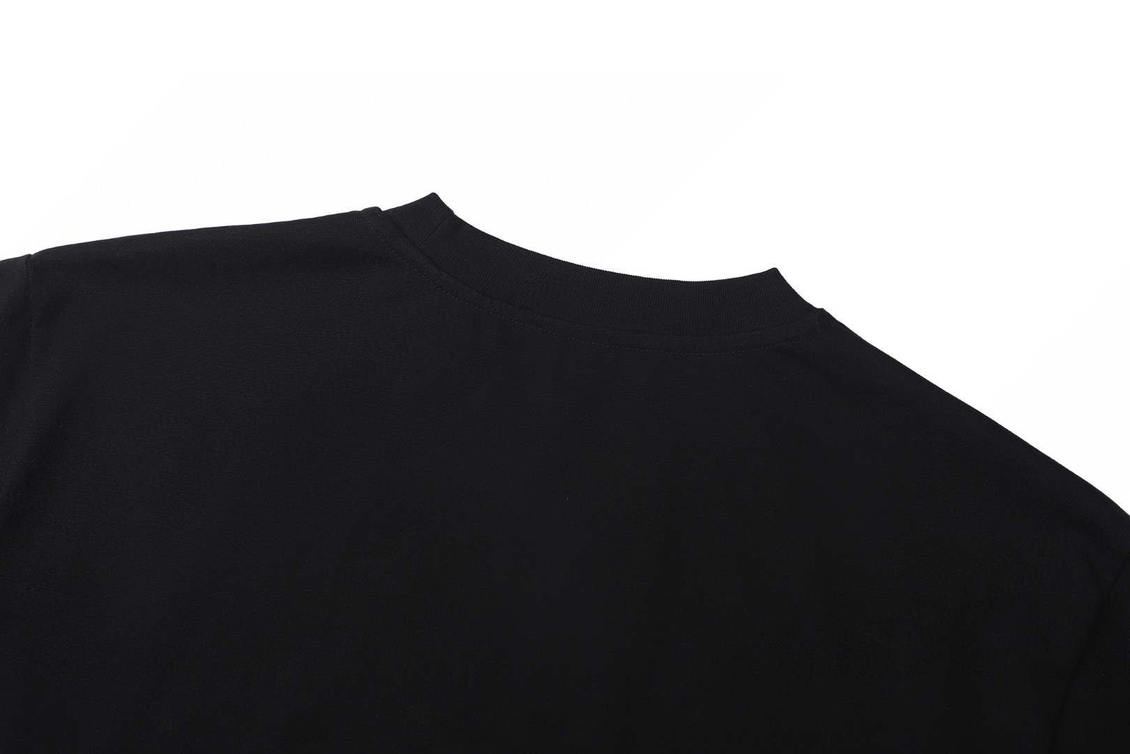 GUCCI 古驰 胶浆印花短袖 圆领 T恤 夏季 白色 A0 837959-XJHM3-9750