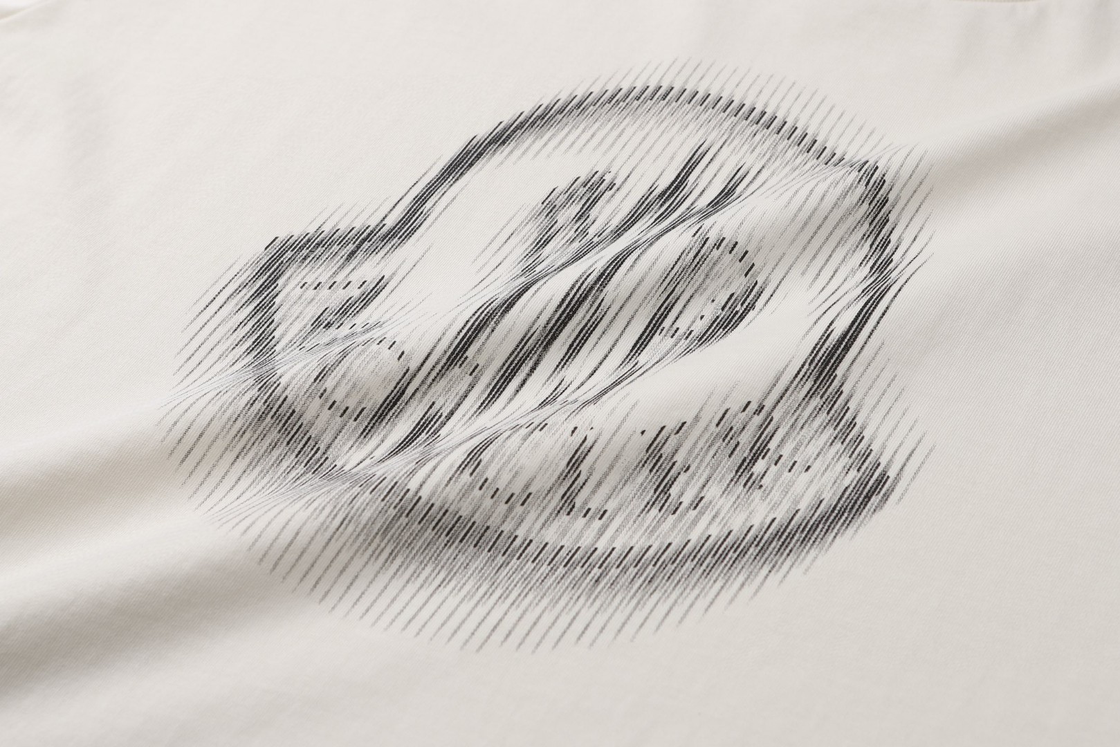 Moncler 蒙口 模糊logo标识印花 圆领短袖 T恤 夏季 白色 黑色 A0 K10918C0000489A17034