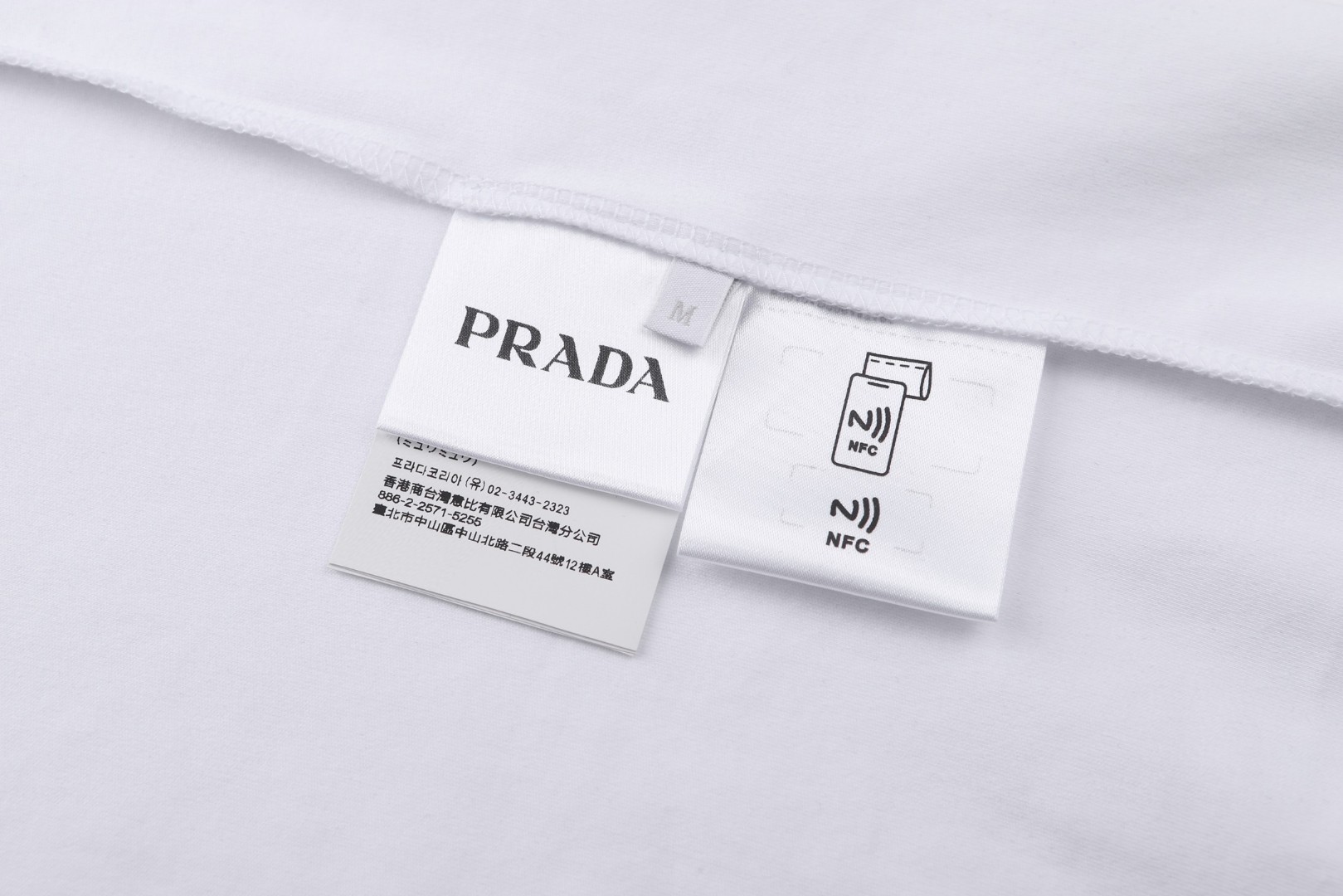 PRADA 普拉达 logo印花圆领短袖 T恤 白色 黑色 A0 UJN656-13MQ-F0009-R-232