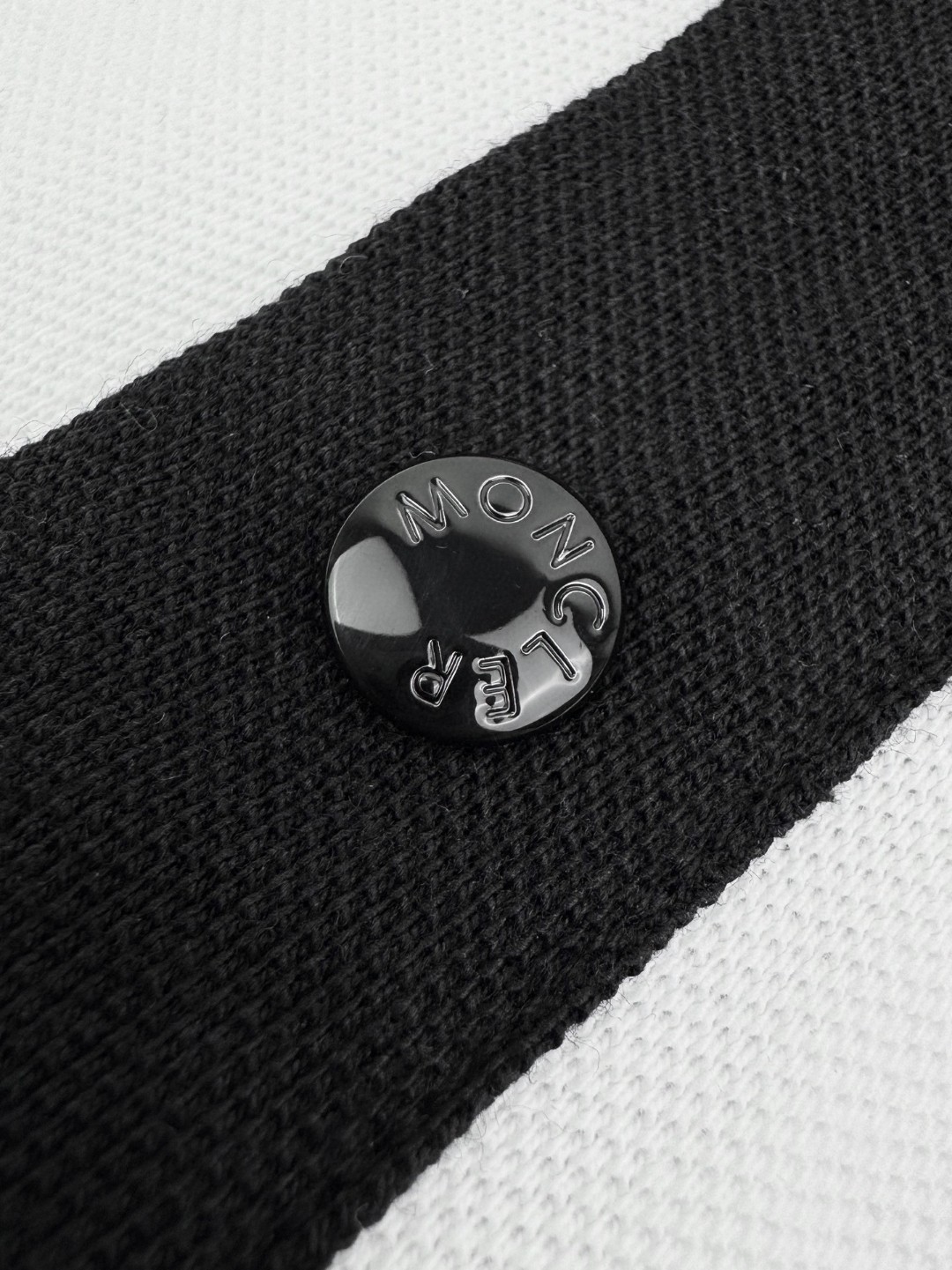 Moncler 蒙口 刺绣暗扣拼色Polo衫 短袖 T恤 夏季 白色 黑色 A0 L10918A0000389A16034