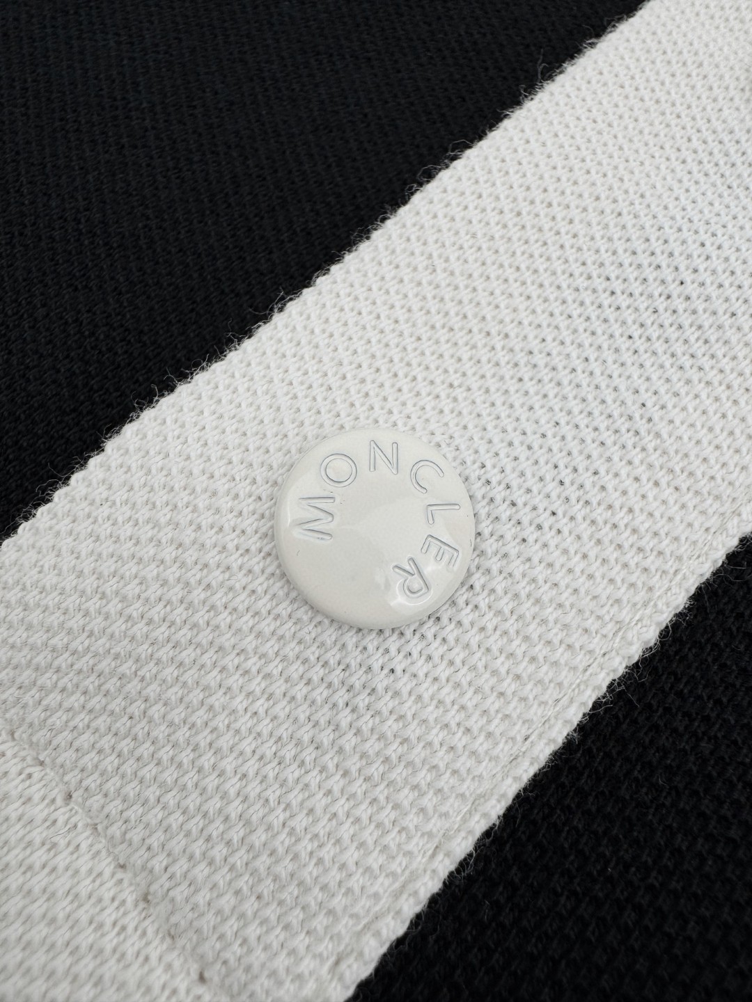 Moncler 蒙口 刺绣暗扣拼色Polo衫 短袖 T恤 夏季 白色 黑色 A0 L10918A0000389A16034