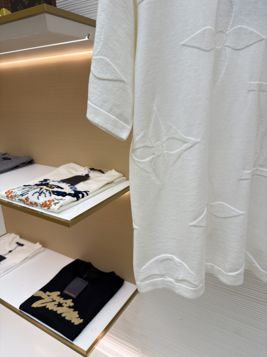 LOUIS VUITTON 路易威登 LV 四叶草毛织短袖 夏季 T恤 白色 黑色 A5 1AIWFP