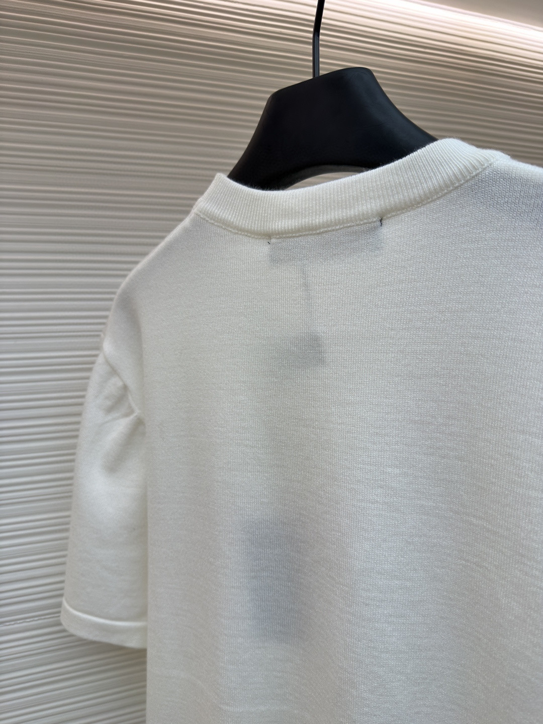 LOUIS VUITTON 路易威登 LV 彩色烫钻毛织 夏季 T恤 男女同款 短袖 白色 黑色 A5 