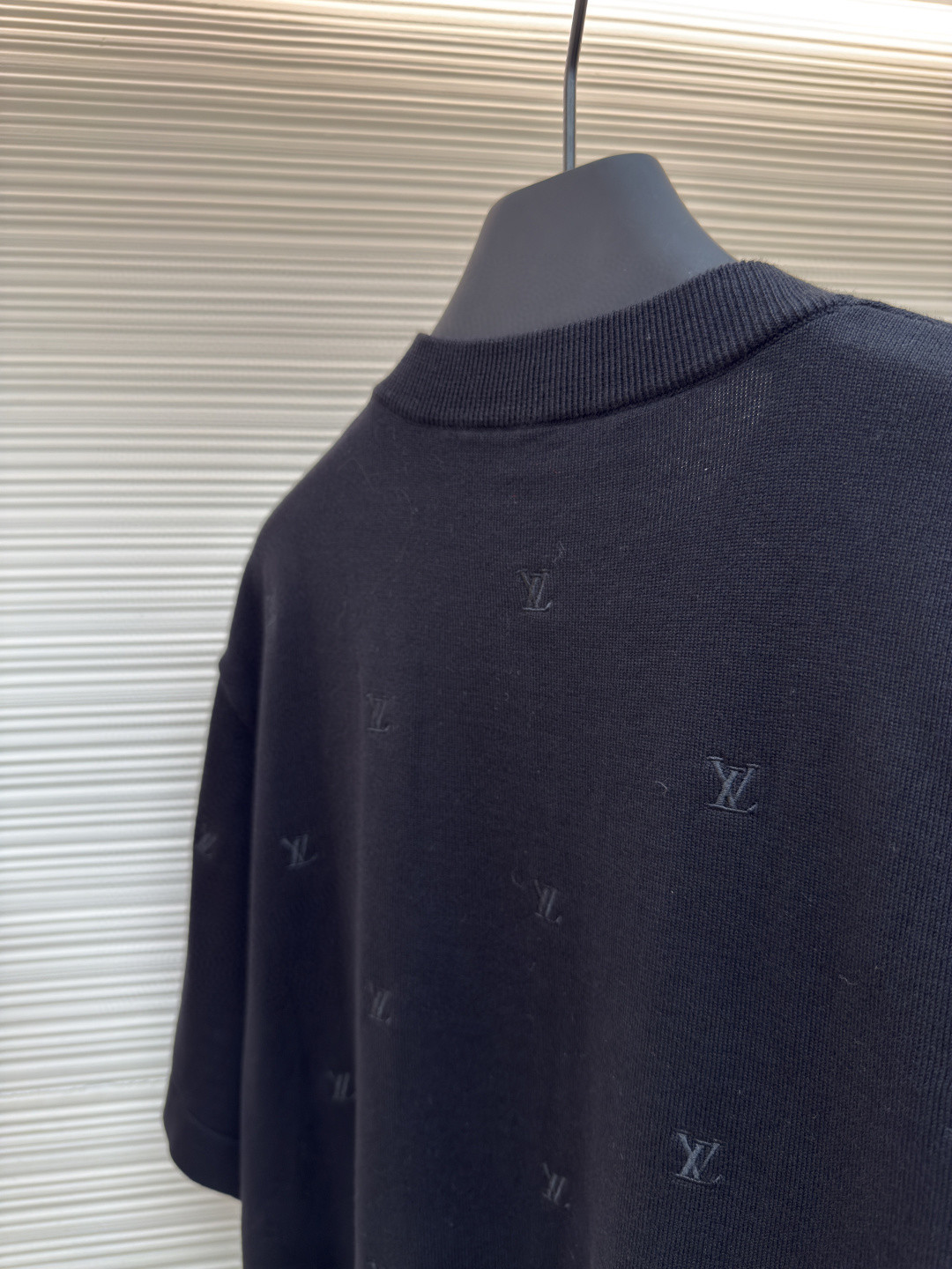 LOUIS VUITTON 路易威登 LV 全幅刺绣毛织短袖 夏季 T恤 黑色 A7 1AHVPT