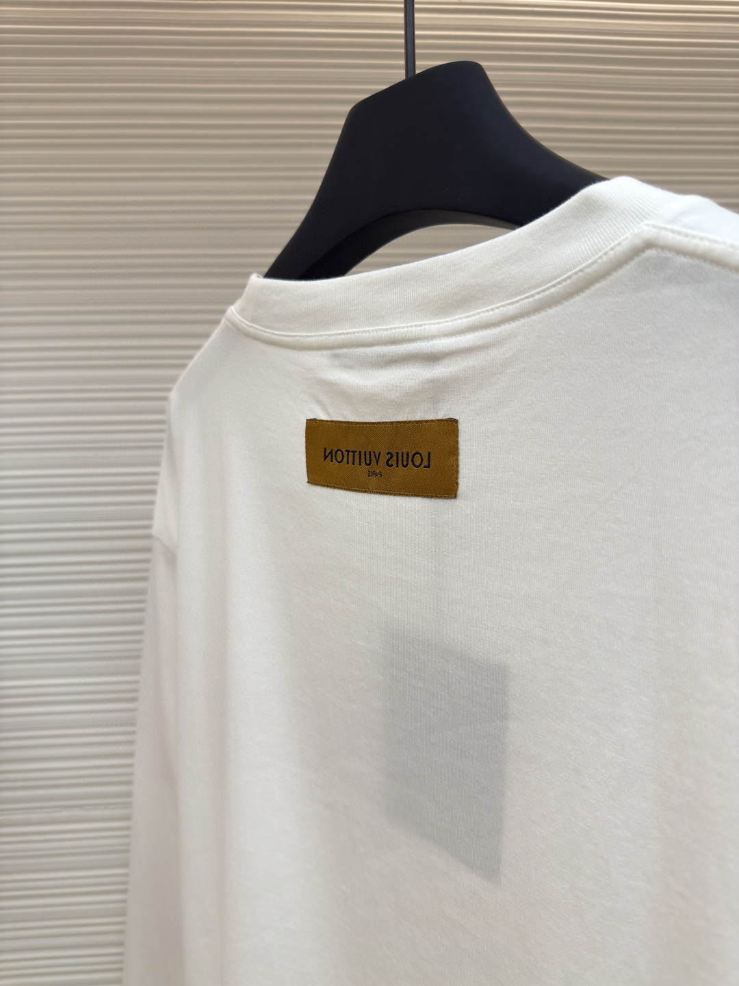 LOUIS VUITTON 路易威登 暗纹浮雕长袖打底衫 T恤 白色 黑色 A2 1AGJQJ