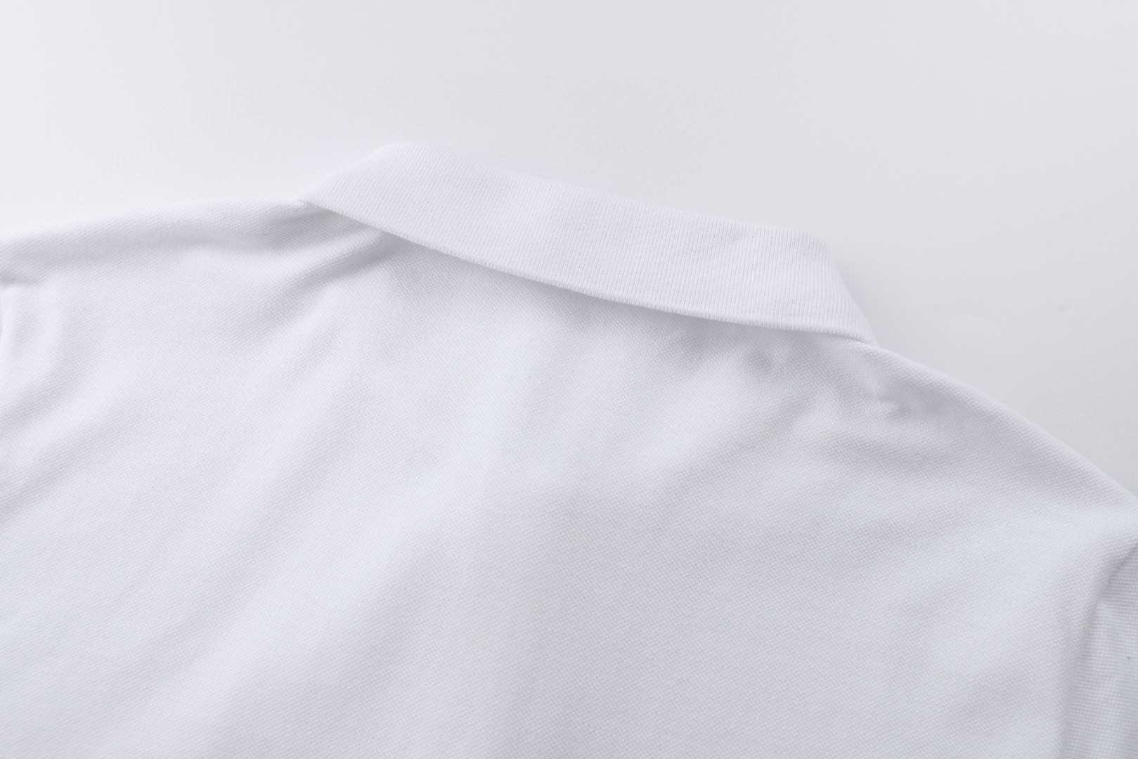 Moncler 蒙口 标识贴片Polo衫 短袖 T恤 夏季 白色 黑色 A0 K10918A0003084556001