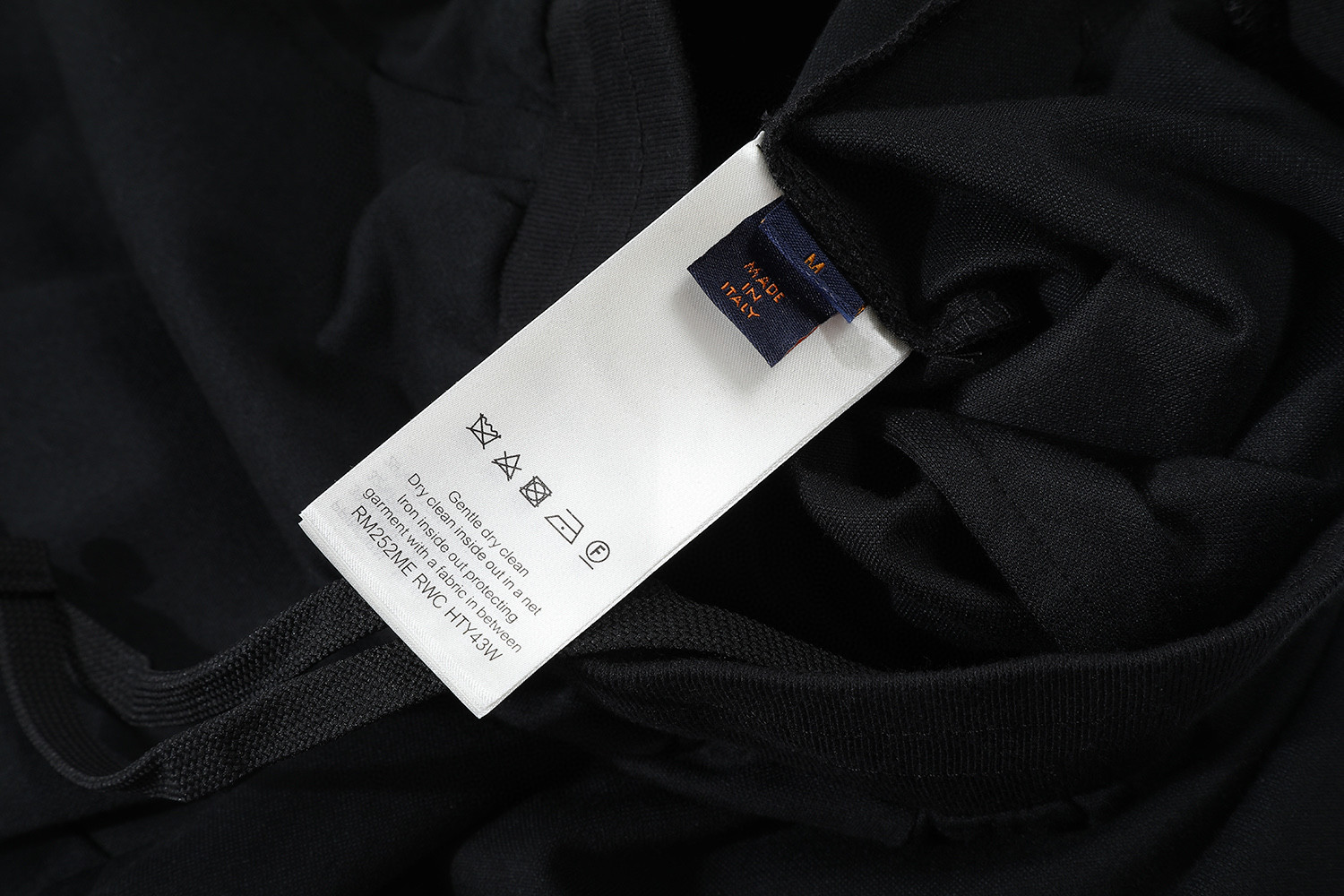 LOUIS VUITTON 路易威登 LV 针织烫钻 短裤 休闲裤 裤子 五分裤  黑色 A2 1AGTT9