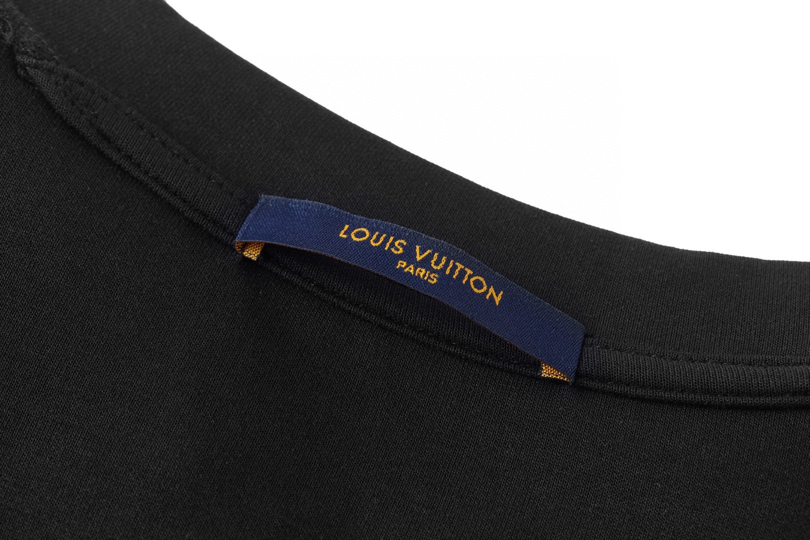 LOUIS VUITTON 路易威登 LV 烫钻双面空气层T恤 短袖 黑色 A0 1AGTSZ
