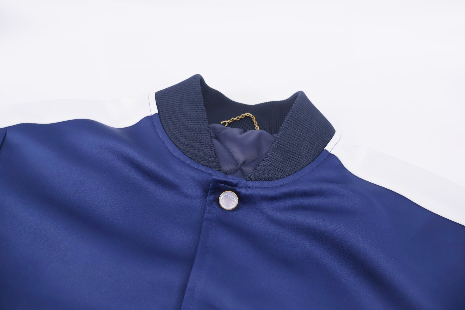 LOUIS VUITTON 路易威登 马年限定元素刺绣棉服 棒球服 夹克 外套 蓝色 C0 1AJBG8