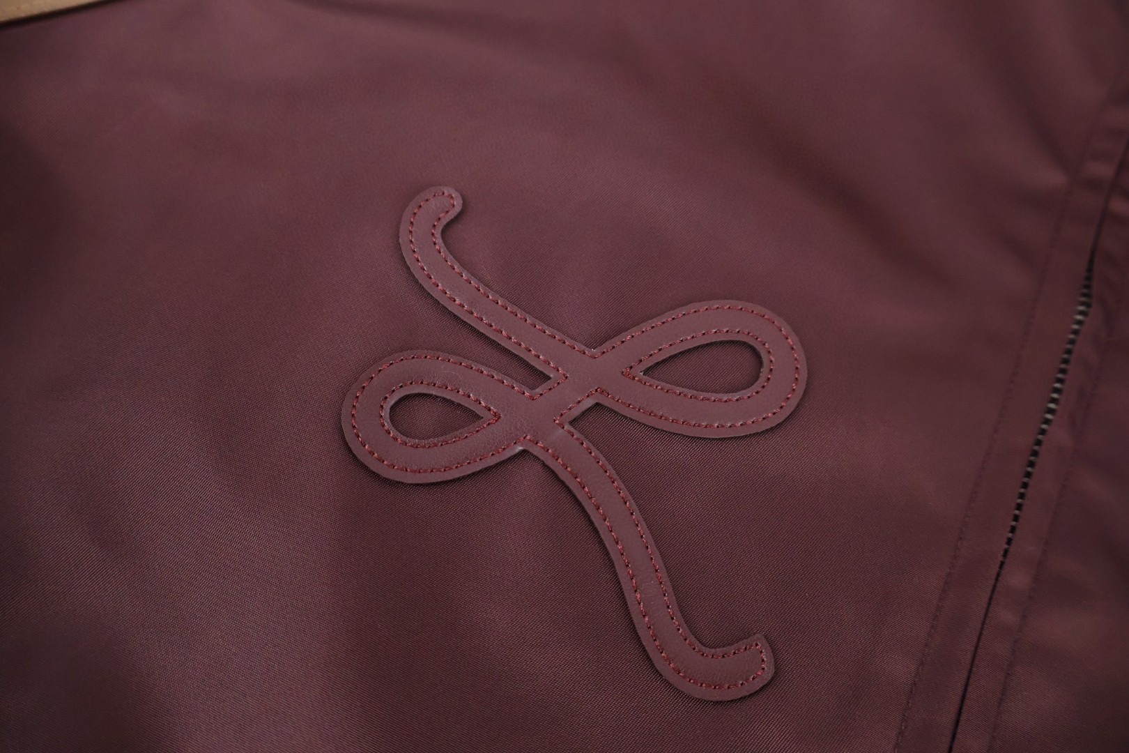 Loewe 罗意威 皮质拼接连帽拉链外套 夹克 长袖 棕色 C0 S359Y03XA3-3100