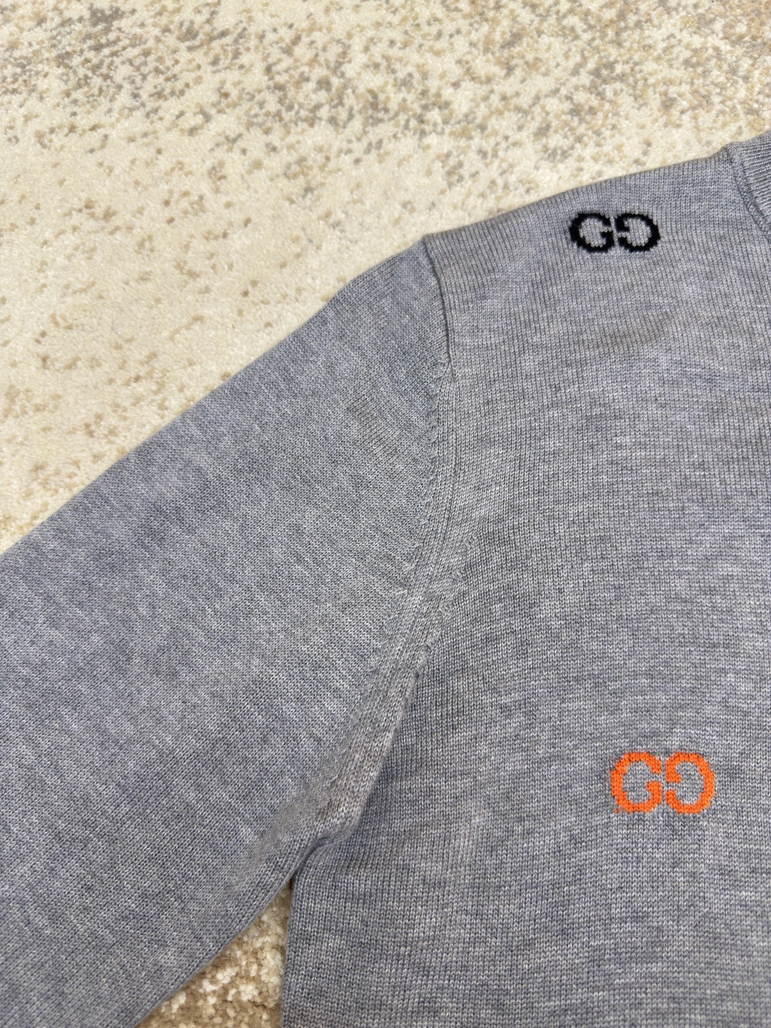 GUCCl 古驰 彩色提花logo羊毛针织衫 毛衣 外套 长袖 灰色 B0 833668-XKEYH-1015