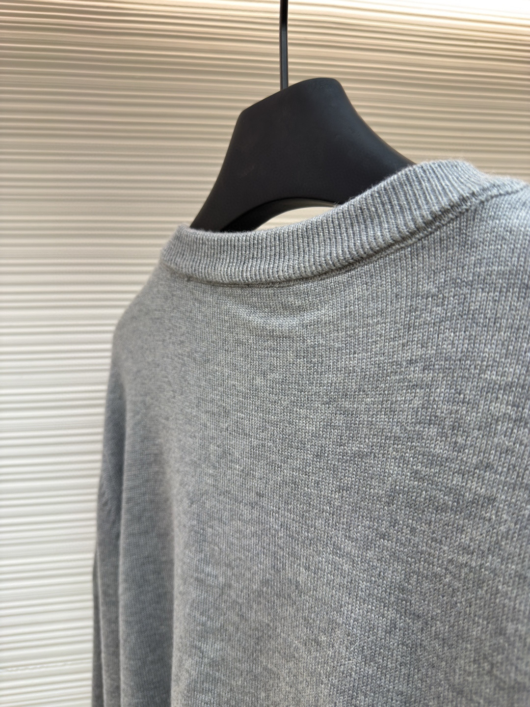 GUCCl 古驰 彩色提花logo羊毛针织衫 毛衣 外套 长袖 灰色 B0 833668-XKEYH-1015