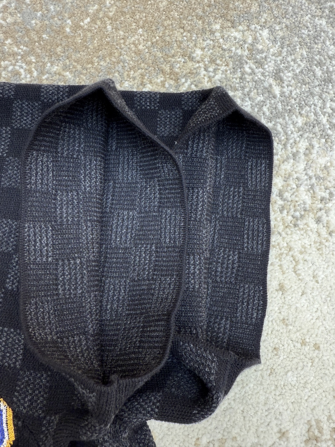 LOUIS VUITTON 路易威登 LV 棋盘格针织短袖 T恤 针织衫 黑色 A0 1AHVMP