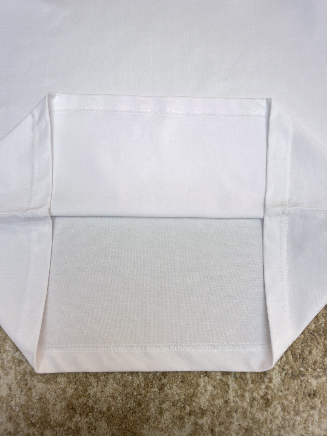 GUCCI 古驰 马蹄扣刺绣圆领短袖T恤 夏季 白色 A0 853421-XJHMV-JABD