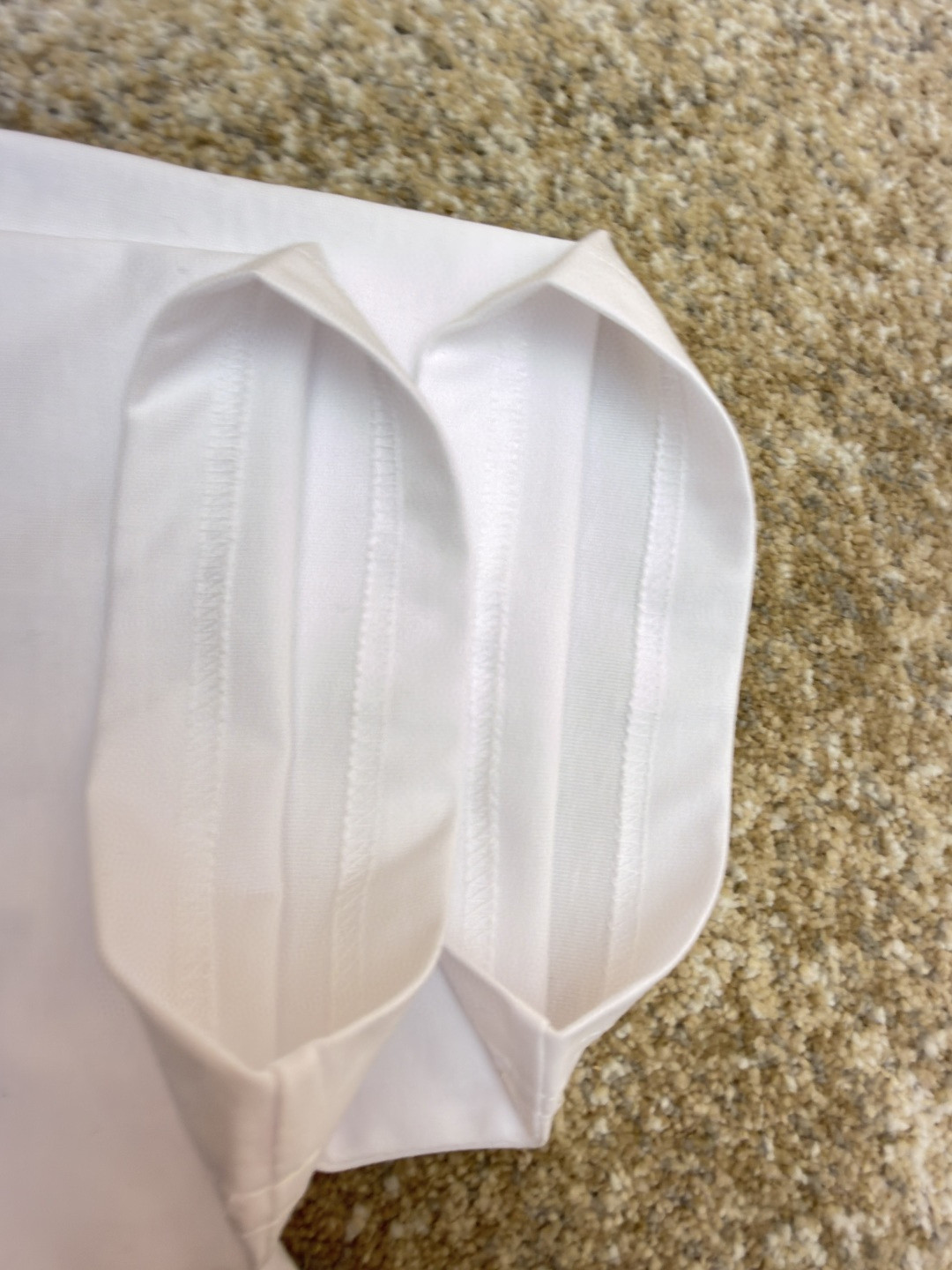 GUCCI 古驰 马蹄扣刺绣圆领短袖T恤 夏季 白色 A0 853421-XJHMV-JABD