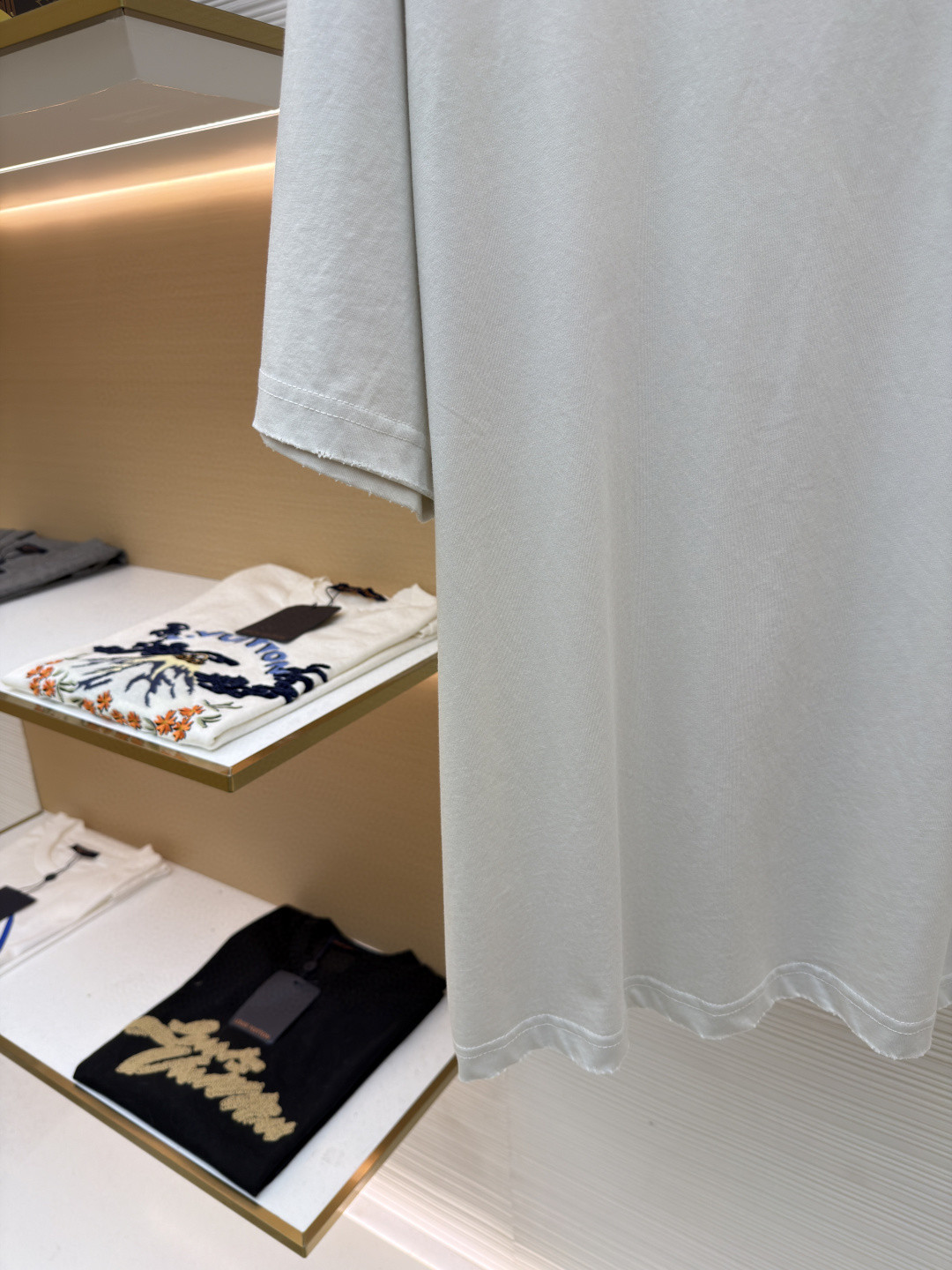 Balenciaga 巴黎世家 白底胶印花短袖 T恤 圆领 夏季 黑色 白色 A0 764235TTVL61041