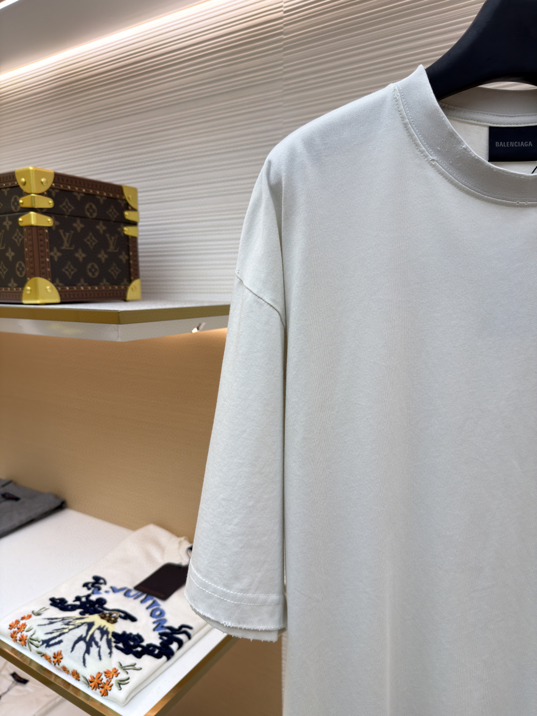 Balenciaga 巴黎世家 白底胶印花短袖 T恤 圆领 夏季 黑色 白色 A0 764235TTVL61041