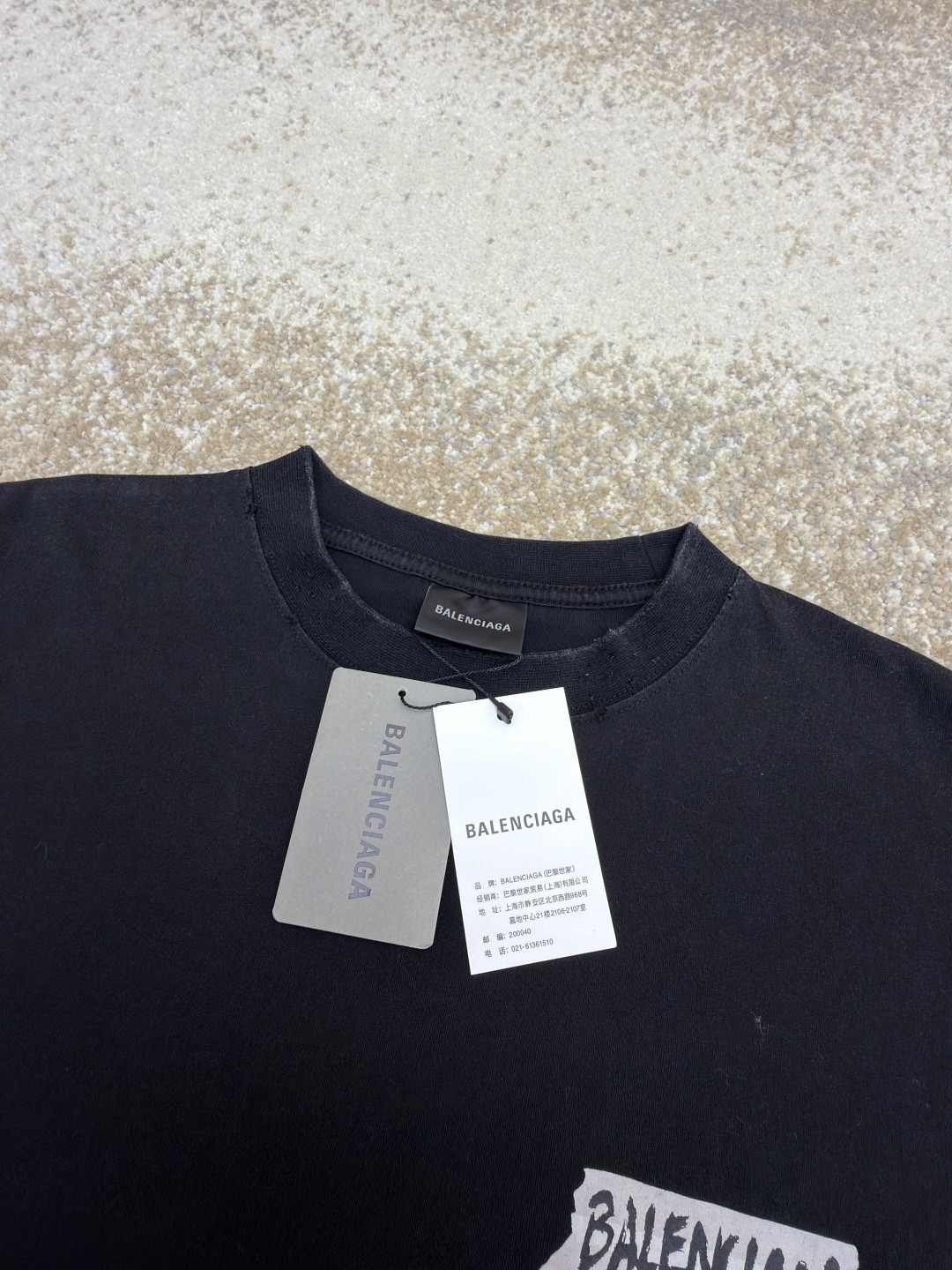 Balenciaga 巴黎世家 白底胶印花短袖 T恤 圆领 夏季 黑色 白色 A0 764235TTVL61041