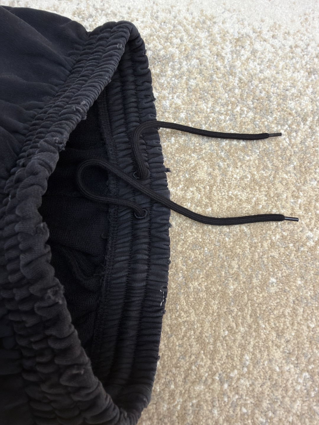 Balenciaga 巴黎世家 白底胶印花松紧腰运动裤 长裤 裤子 休闲裤 黑色 B0 846917TTVL81041