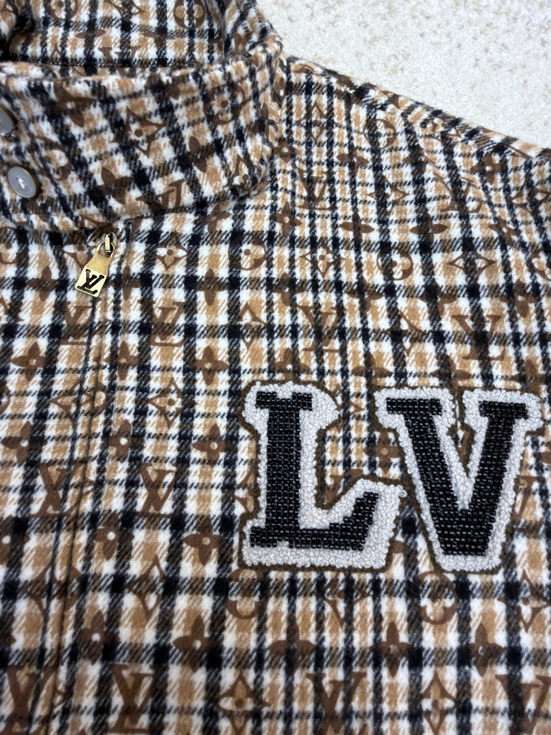 LOUIS VUITTON 路易威登 千鸟格老花拉链夹克 外套 棕色 C0 1AGIOX