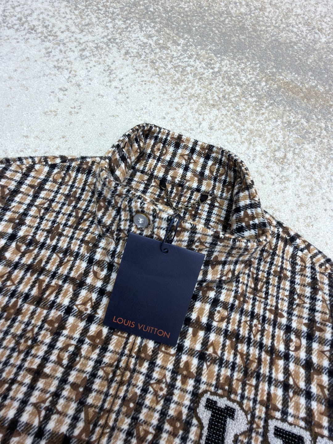 LOUIS VUITTON 路易威登 千鸟格老花拉链夹克 外套 棕色 C0 1AGIOX