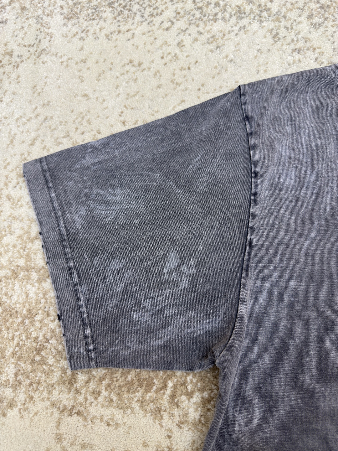 Balenciaga 巴黎世家 水洗做旧油漆泼墨刺绣字母短袖 T恤 圆领 夏季 A5 