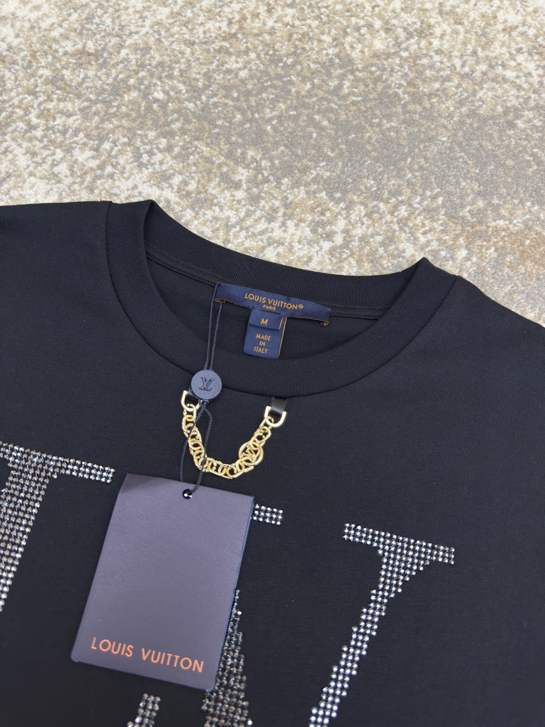LOUIS VUITTON 路易威登 LV 链条烫钻logo圆领T恤 短袖 女款 白色 黑色 A0 1AI484