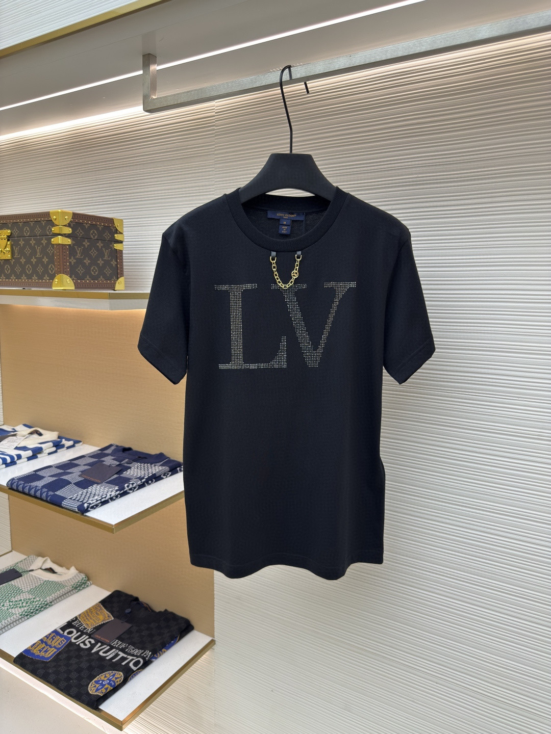 LOUIS VUITTON 路易威登 LV 链条烫钻logo圆领T恤 短袖 女款 白色 黑色 A0 1AI484