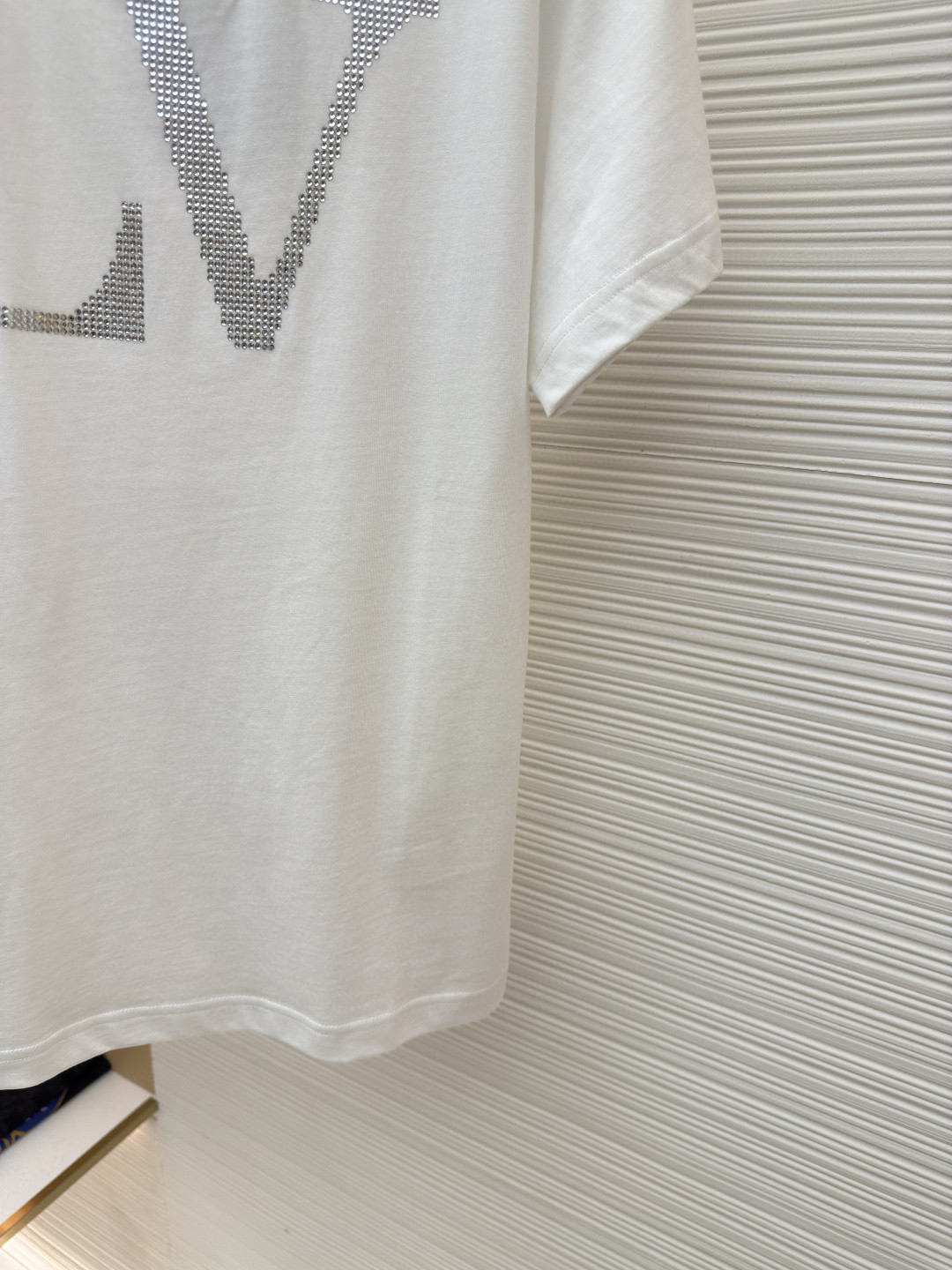 LOUIS VUITTON 路易威登 LV 链条烫钻logo圆领T恤 短袖 女款 白色 黑色 A0 1AI484