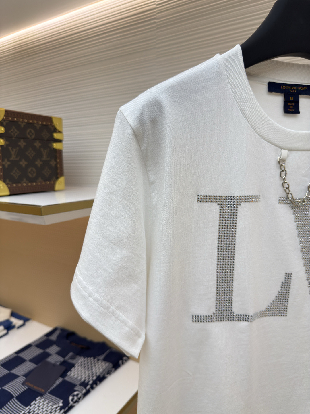 LOUIS VUITTON 路易威登 LV 链条烫钻logo圆领T恤 短袖 女款 白色 黑色 A0 1AI484