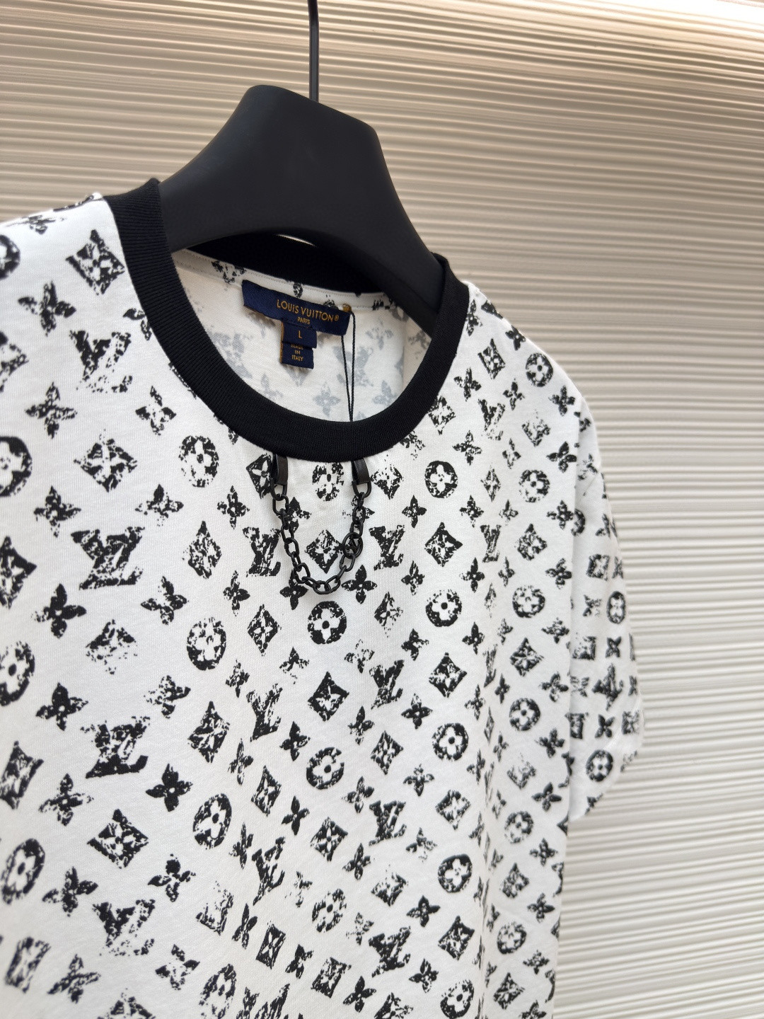 LOUIS VUITTON 路易威登 LV 链条满印logo圆领T恤 短袖 女款 白色 A0 1AGTSZ