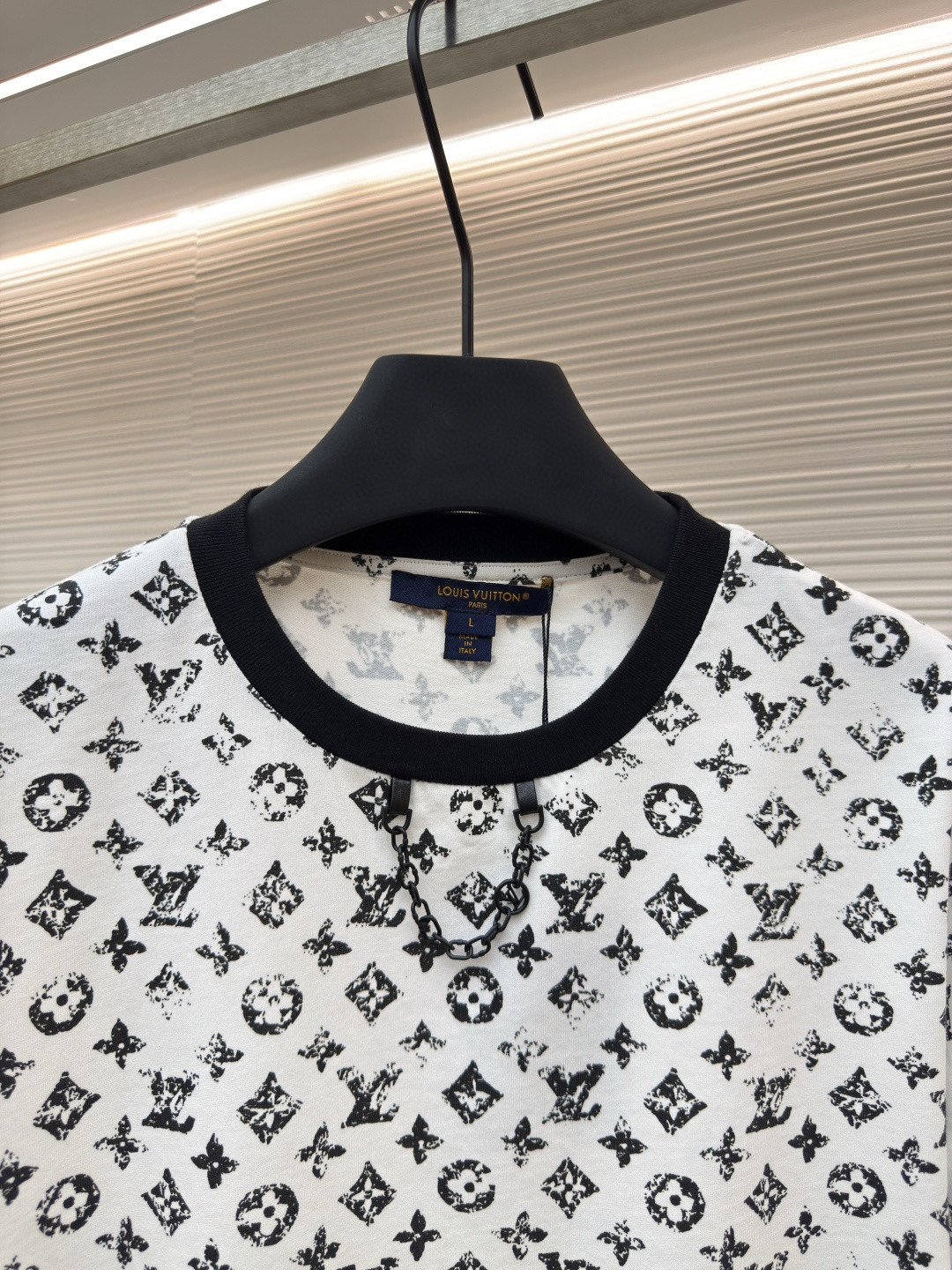 LOUIS VUITTON 路易威登 LV 链条满印logo圆领T恤 短袖 女款 白色 A0 1AGTSZ