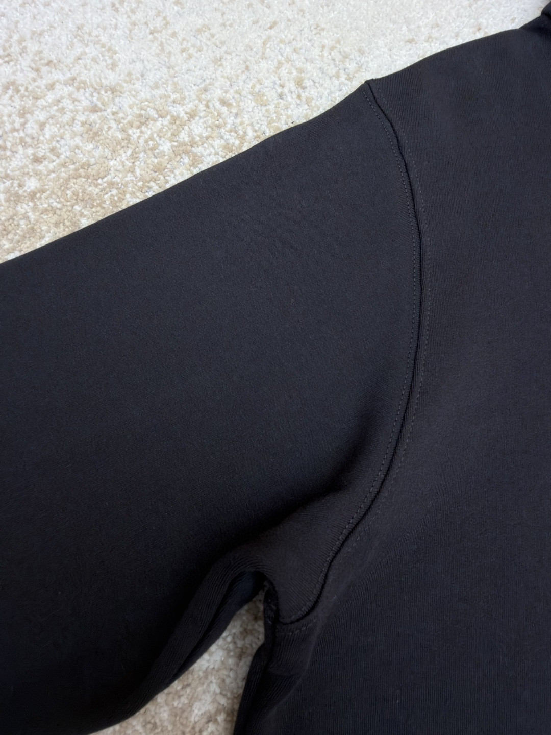 DIOR 迪奥 织缎徽章连帽卫衣 外套 长袖 黑色 B0 613J691C0531-C889