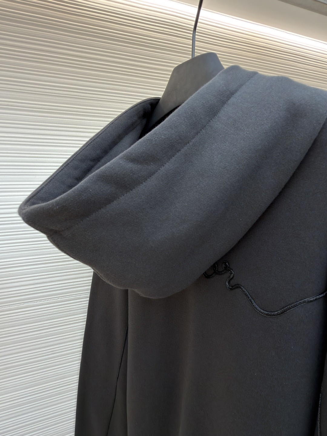 DIOR 迪奥 织缎徽章连帽卫衣 外套 长袖 黑色 B0 613J691C0531-C889