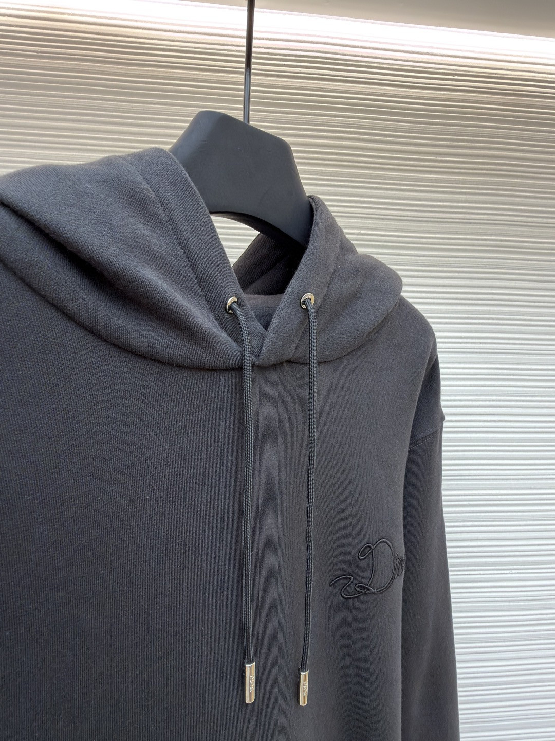 DIOR 迪奥 织缎徽章连帽卫衣 外套 长袖 黑色 B0 613J691C0531-C889