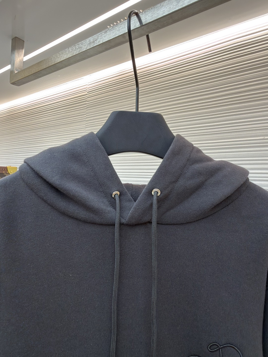 DIOR 迪奥 织缎徽章连帽卫衣 外套 长袖 黑色 B0 613J691C0531-C889