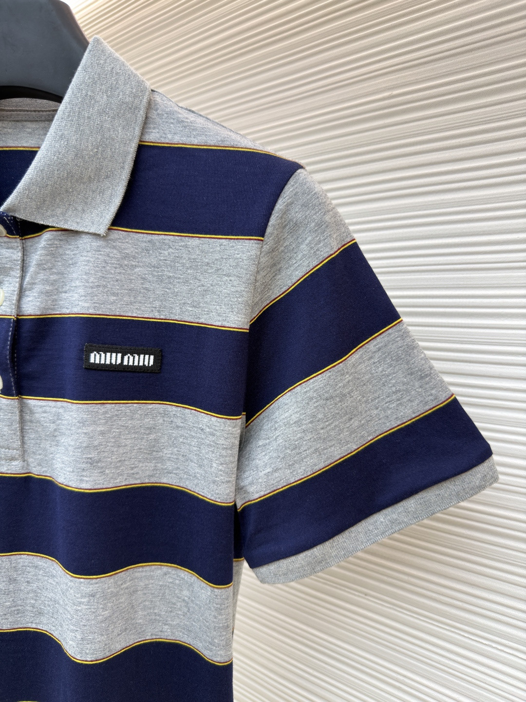 MIU MIU 条纹针织POLO衫 短袖 休闲T恤 夏季 女款 蓝灰色 A0 MJN536-14RT-F005R-S-OOO