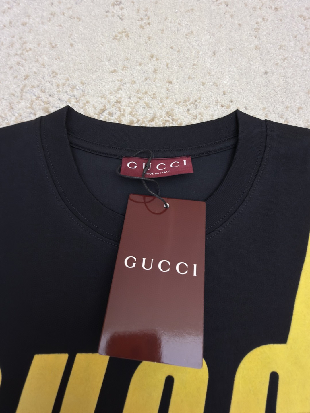 GUCCI 古驰 锋刃字母logo印花 短袖 T恤 圆领 套头 夏季 黑色（黄红） 白色（黄粉）A0 